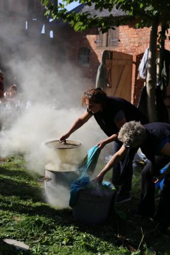 70878688_627569621106419_5664376146125389824_n