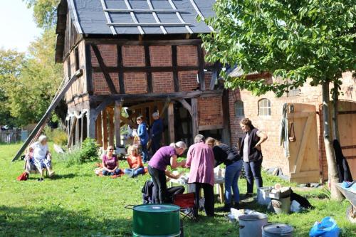 70927679_627569087773139_4053545766952632320_o